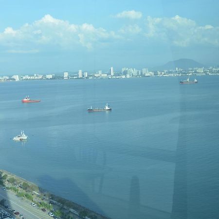 Maritime Suites Duplex Marvelous Sea View George Town Buitenkant foto